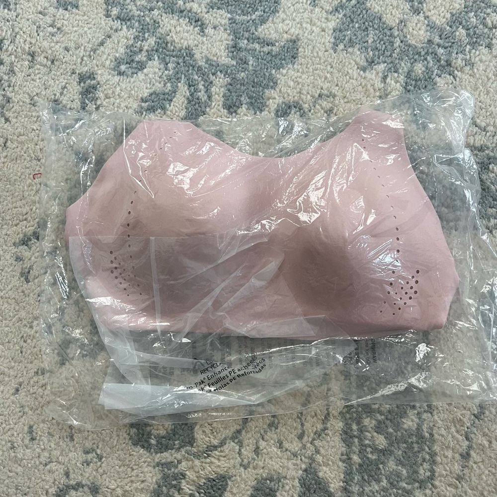 NWT Lululemon Air Support Bra
